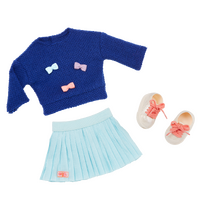 SWEATER WITH BOWS OUTFIT